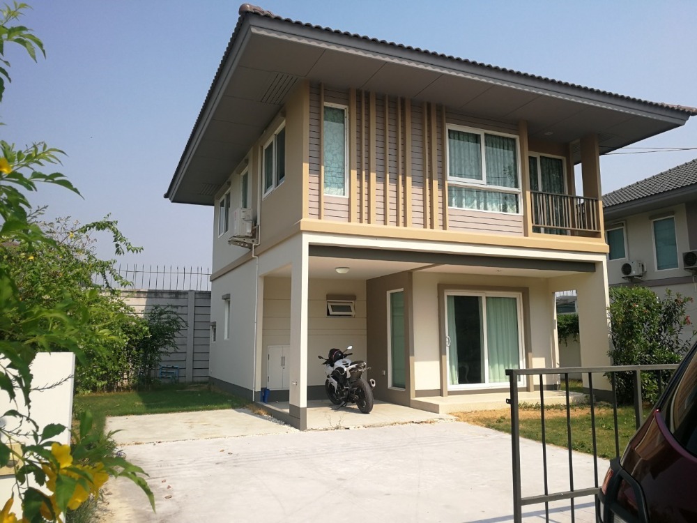 For RentHousePathum Thani,Rangsit, Thammasat : Single house for living, good environment, good neighbors, with a house area