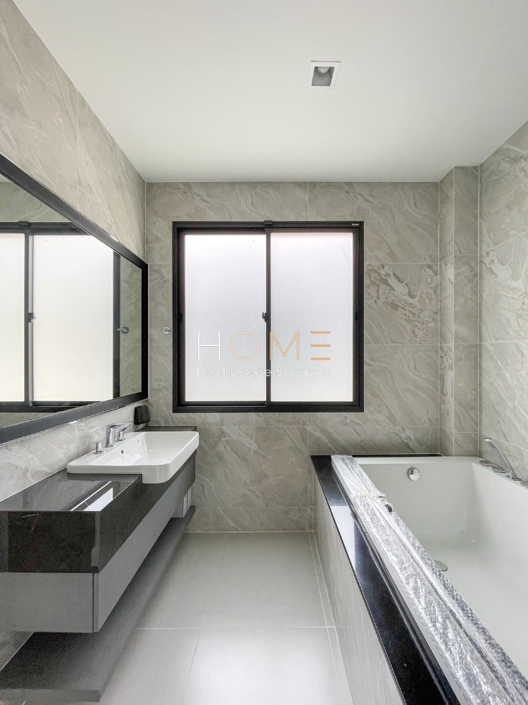 ให้เช่าบ้านเกษตร นวมินทร์ ลาดปลาเค้า : บ้านเดี่ยว แกรนด์ บางกอก บูเลอวาร์ด รามอินทรา - เกษตรนวมินทร์ / 5 ห้องนอน (ให้เช่า), Grand Bangkok Boulevard Ramintra - Kaset Nawamin / Detached House 5 Bedrooms (FOR RENT) AA446