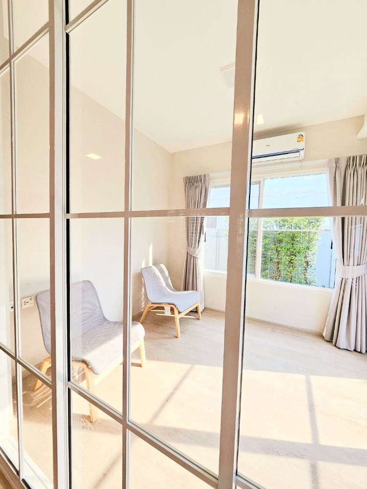 ขายบ้านบางนา แบริ่ง ลาซาล : ขาย บ้าน โครงการ Anya บางนา-รามคำแหง 2 44 ตรว. 2 นอน 3 น้ำ ใหม่มาก ตกแต่งครบ พร้อมอยู่