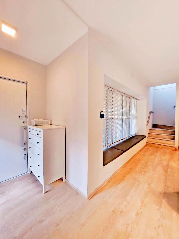 ขายบ้านบางนา แบริ่ง ลาซาล : ขาย บ้าน โครงการ Anya บางนา-รามคำแหง 2 44 ตรว. 2 นอน 3 น้ำ ใหม่มาก ตกแต่งครบ พร้อมอยู่