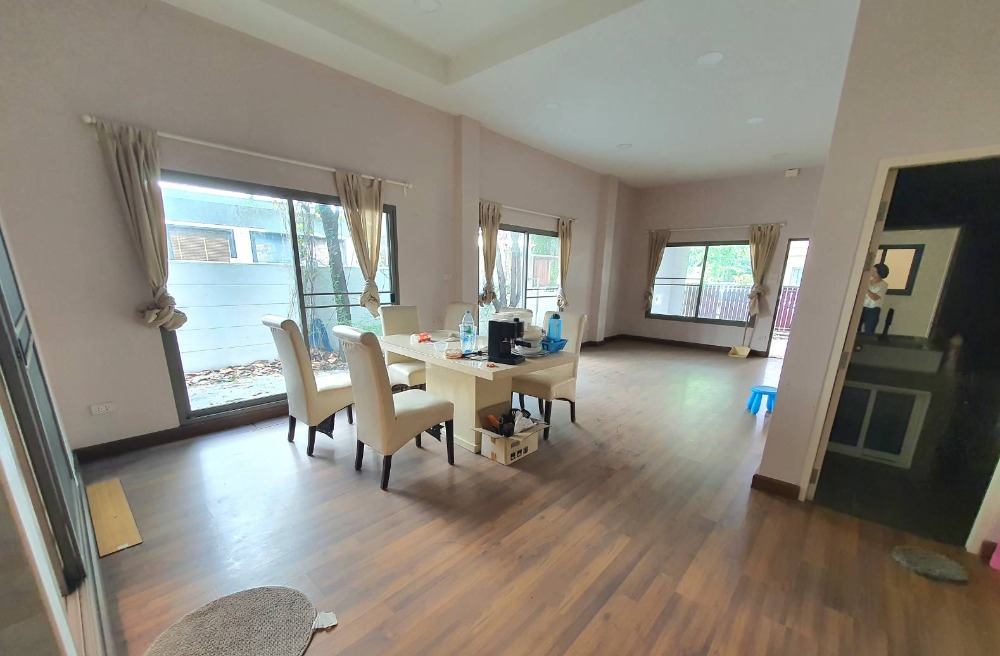 ขายทาวน์โฮมแจ้งวัฒนะ เมืองทอง : ขายทาวโฮม 3 ชั้น หมู่บ้านภัทรโมทาวน์ 37 ตรว หลังมุม PIM ปากเกร็ด เซ็นทรัล แจ้งวัฒนะ MRTสีชมพู