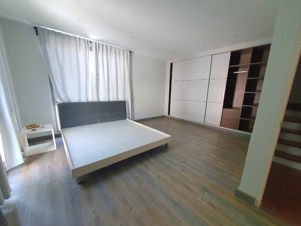 ขายทาวน์โฮมแจ้งวัฒนะ เมืองทอง : ขายทาวโฮม 3 ชั้น หมู่บ้านภัทรโมทาวน์ 37 ตรว หลังมุม PIM ปากเกร็ด เซ็นทรัล แจ้งวัฒนะ MRTสีชมพู