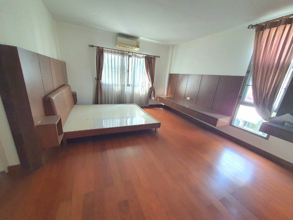 ขายทาวน์โฮมแจ้งวัฒนะ เมืองทอง : ขายทาวโฮม 3 ชั้น หมู่บ้านภัทรโมทาวน์ 37 ตรว หลังมุม PIM ปากเกร็ด เซ็นทรัล แจ้งวัฒนะ MRTสีชมพู