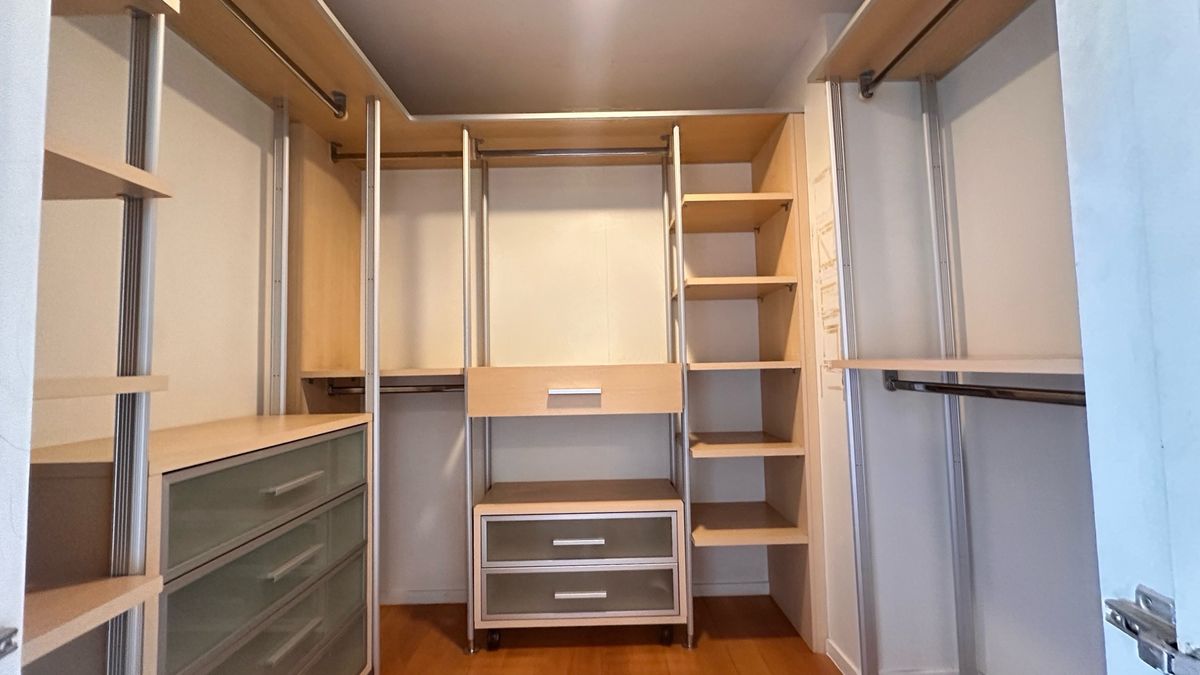 ขายคอนโดสาทร นราธิวาส : 💎 “แผ่นดินไหวก็เอาอยู่!” Sathorn Garden Condo ชั้น 37 วิวพาโนราม่า 3 ด้าน 💎  ที่สุดของคอนโดหรู ใจกลางสาทร ในราคาที่คุ้มที่สุดในโครงการ!