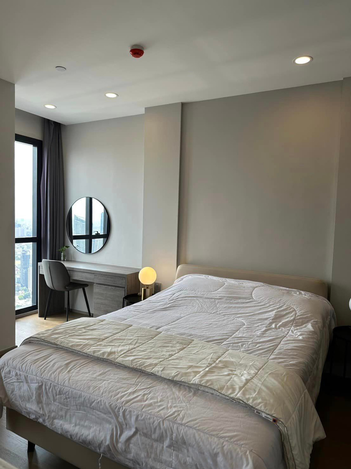 For RentCondoSiam Paragon ,Chulalongkorn,Samyan : Ashton Chula Silom【𝐑𝐄𝐍𝐓】🔥Super luxurious condo, spacious, airy rooms, fully built-in🔥 Contact Line ID: @hacondo