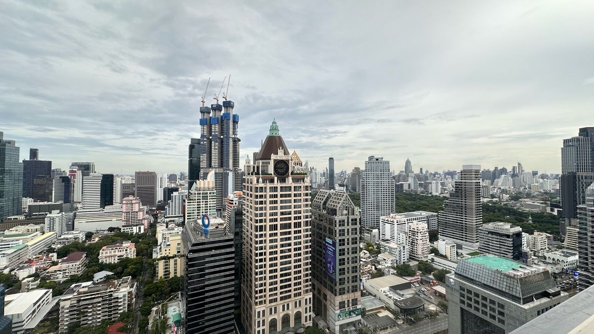 ขายคอนโดสาทร นราธิวาส : 💎 “แผ่นดินไหวก็เอาอยู่!” Sathorn Garden Condo ชั้น 37 วิวพาโนราม่า 3 ด้าน 💎  ที่สุดของคอนโดหรู ใจกลางสาทร ในราคาที่คุ้มที่สุดในโครงการ!