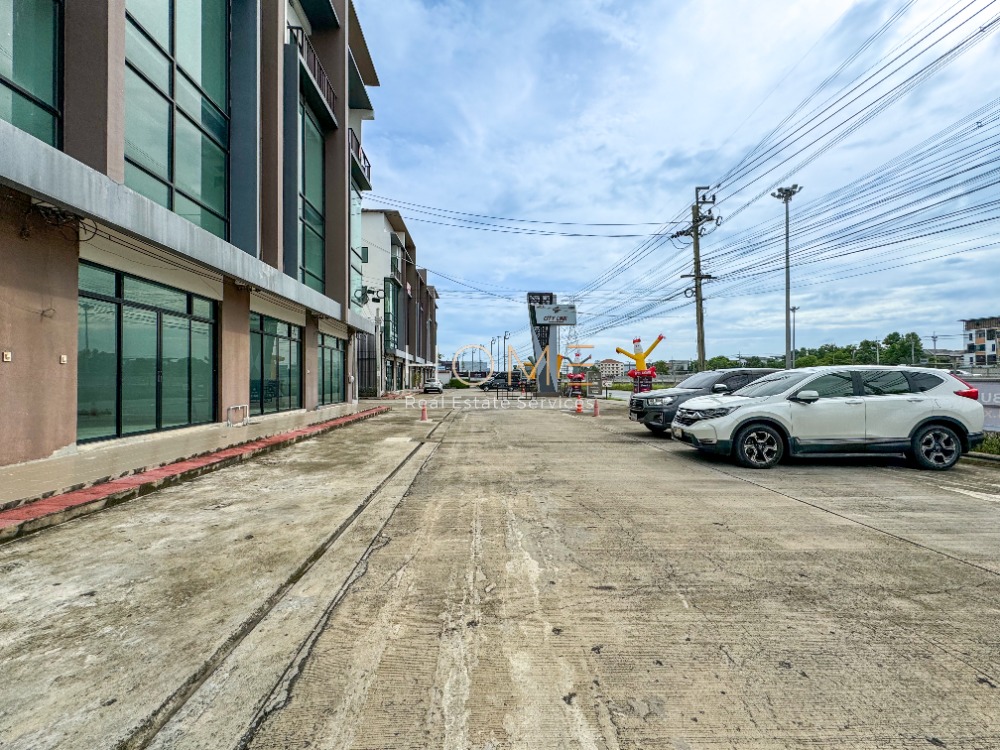 For RentTownhomePattanakan, Srinakarin : City Link Rama 9 - Srinakarin / 5 Bedrooms (FOR RENT), City Link Rama 9 - Srinakarin / 5 Bedrooms (FOR RENT) BZD077