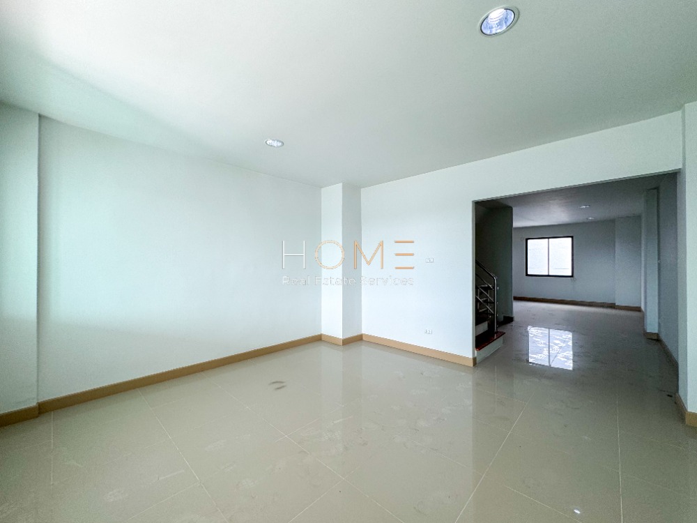 For RentTownhomePattanakan, Srinakarin : City Link Rama 9 - Srinakarin / 5 Bedrooms (FOR RENT), City Link Rama 9 - Srinakarin / 5 Bedrooms (FOR RENT) BZD077