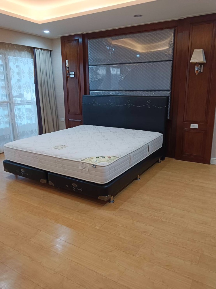 ให้เช่าคอนโดสุขุมวิท อโศก ทองหล่อ : Century Heights, 3  bed,  60000  per month