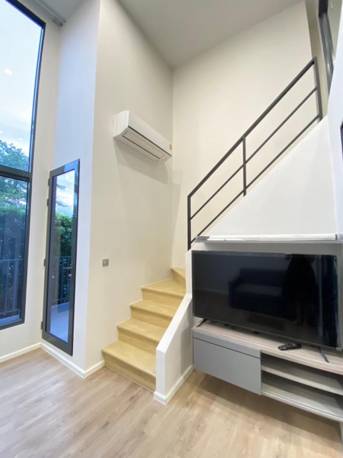 ขายคอนโดรามคำแหง หัวหมาก : ขายคอนโด Modiz Rhyme Ramkhamhaeng ห้อง Duplex.