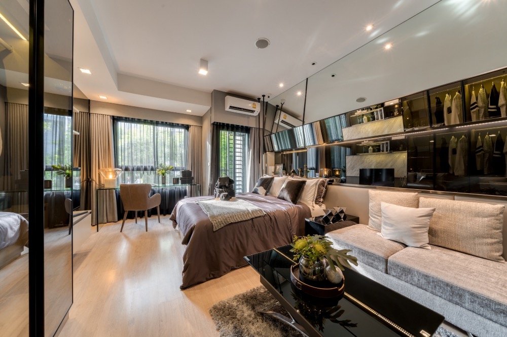 For SaleCondoRama9, Petchburi, RCA : 🔥🔥 𝙁𝙊𝙍 𝙎𝘼𝙇𝙀 🔥🔥: 𝐅𝐮𝐥𝐥𝐲 𝐅𝐮𝐫𝐧𝐢𝐬𝐡𝐞𝐝 2 Bedroom, 𝟕.𝟕𝟗 𝐌𝐁 𝑰𝑫𝑬𝑶 𝑹𝑨𝑴𝑨𝟗 𝑨𝑺𝑶𝑲𝑬, 𝟓𝟑.𝟒𝟖𝐬𝐪.𝐦. Contact Khun Nat 𝟎𝟗𝟓𝟗𝟒𝟏𝟓𝟗𝟗𝟗