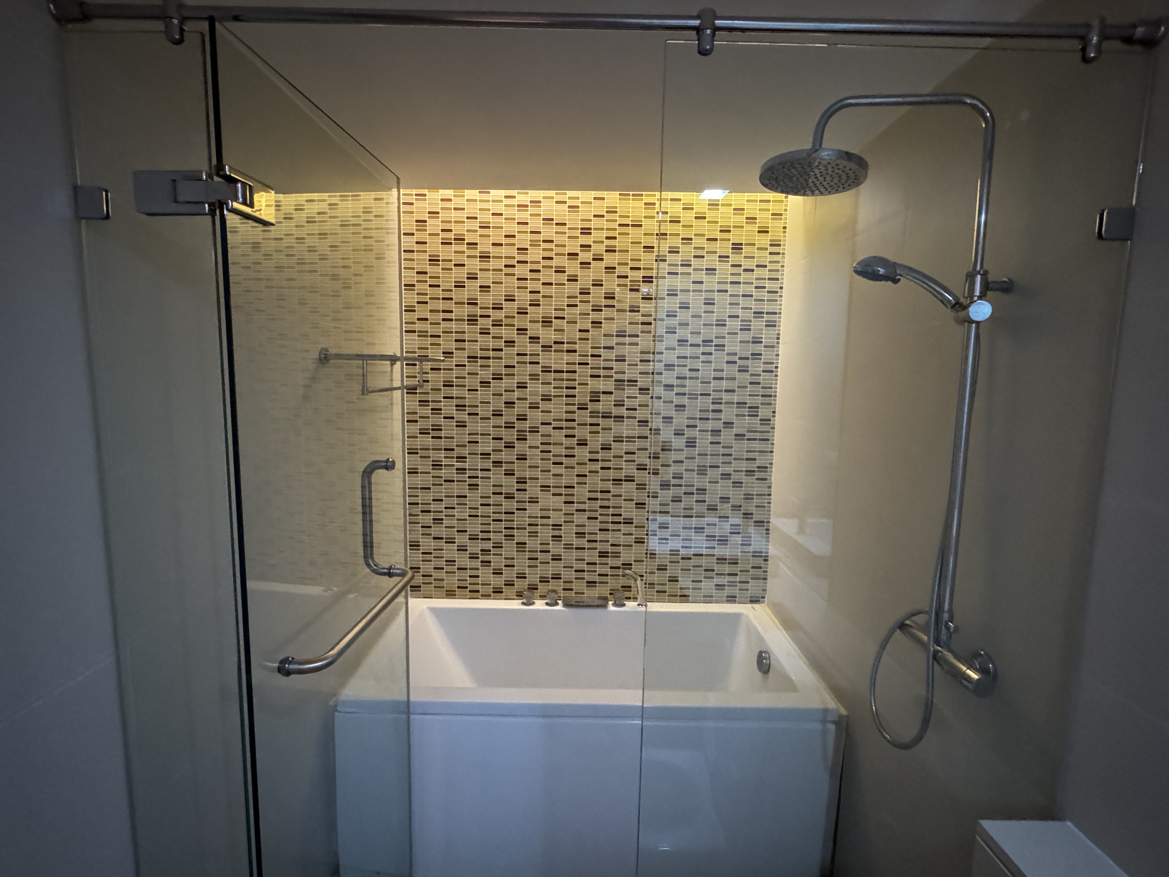 For RentCondoSukhumvit, Asoke, Thonglor : Lenice Ekamai, 2 bed, 33000 per month