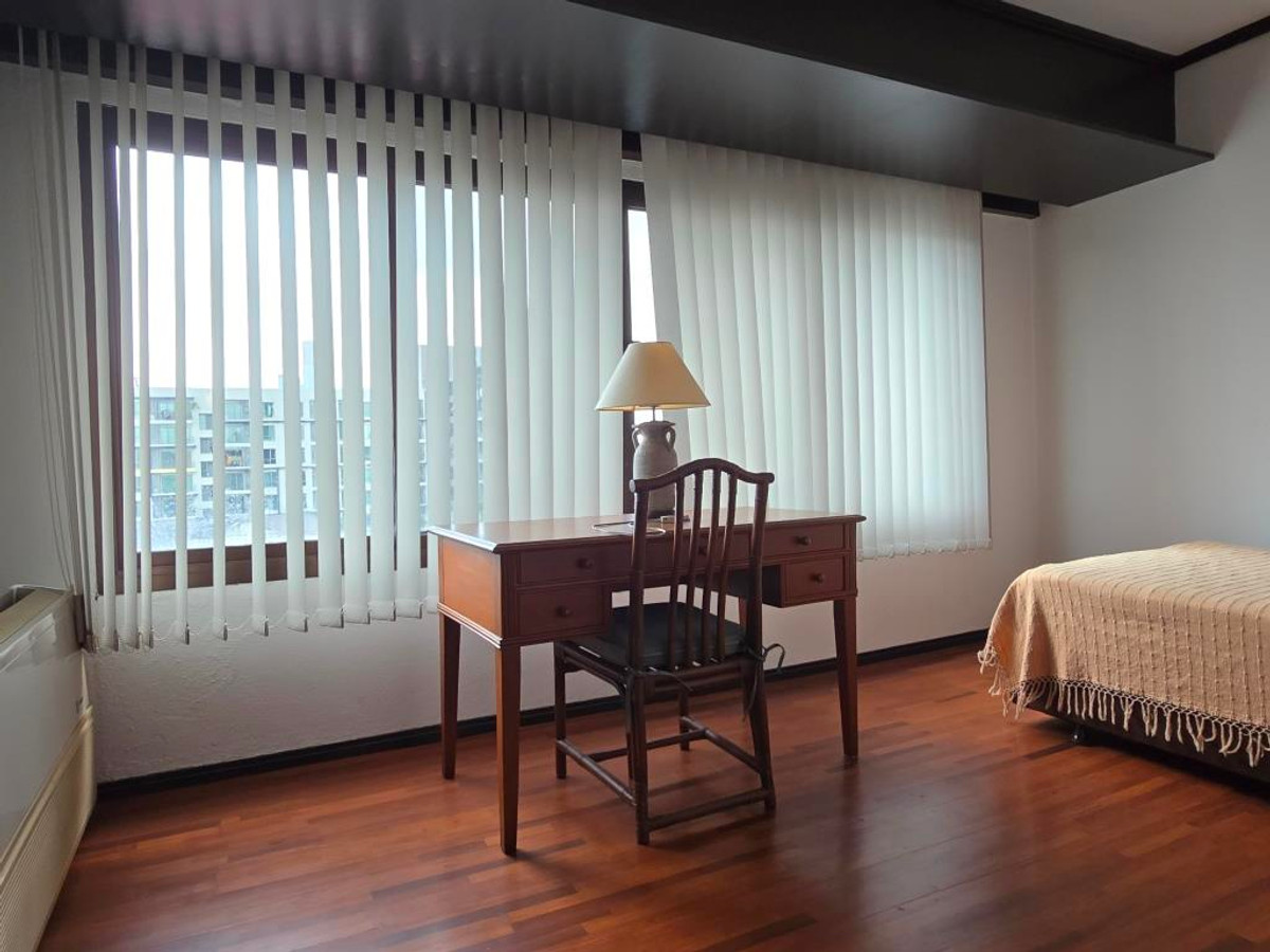 For RentAri,Anusaowaree : Low-rise apartment, area 200 sq m., 3 bedrooms, loft room 10-15min walk from BTS Ari