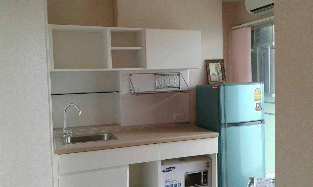 For RentCondoPattanakan, Srinakarin : For rent: Lumpini Place Srinakarin - Hua Mak Station, 8th floor, size 26 sq m, price 10,000 baht, has a washing machine, ready to move in on 15 October, accepting reservations📌