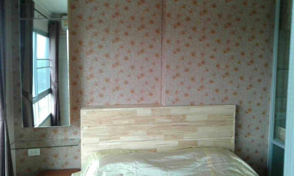 For RentCondoPattanakan, Srinakarin : For rent: Lumpini Place Srinakarin - Hua Mak Station, 8th floor, size 26 sq m, price 10,000 baht, has a washing machine, ready to move in on 15 October, accepting reservations📌