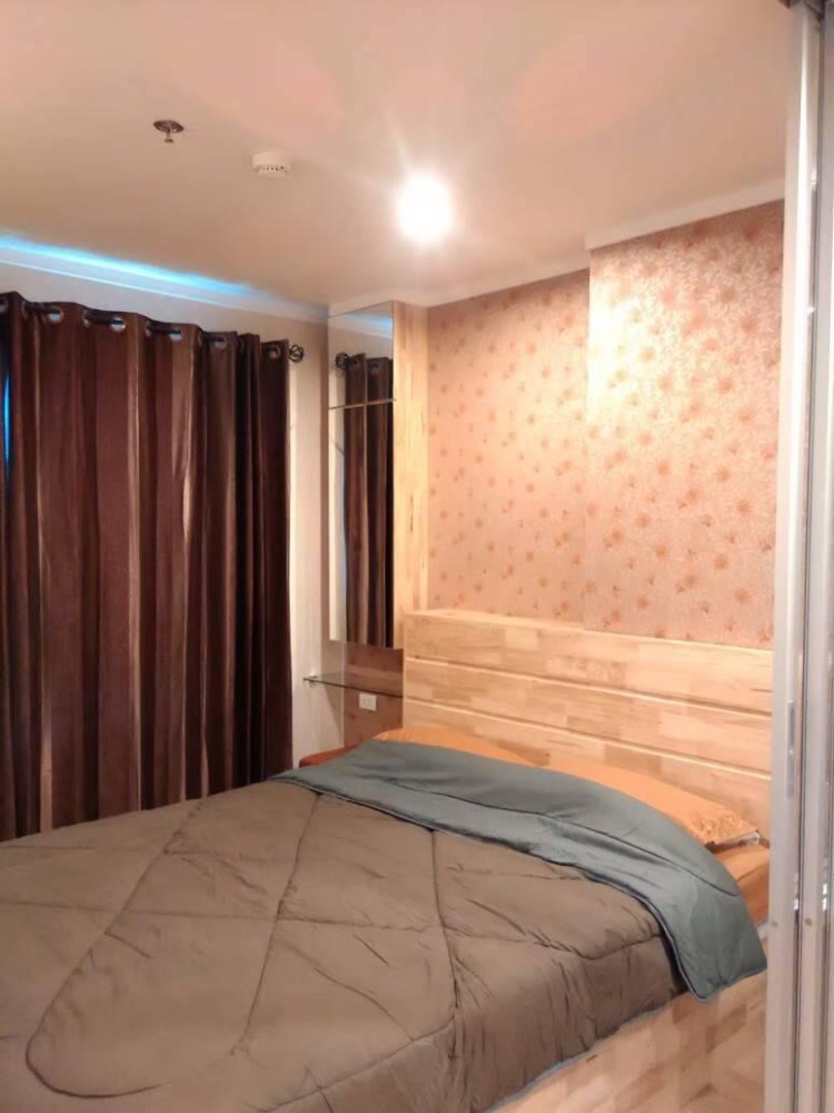 For RentCondoPattanakan, Srinakarin : For rent: Lumpini Place Srinakarin - Hua Mak Station, 8th floor, size 26 sq m, price 10,000 baht, has a washing machine, ready to move in on 15 October, accepting reservations📌