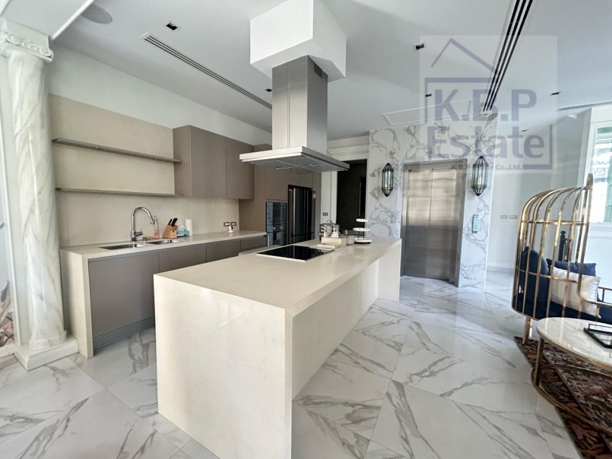 ขายบ้านสุขุมวิท อโศก ทองหล่อ : #ขายบ้านเอกมัย #เดอะบูเลอวาร์ด เอกมัย22 49ตร.วา 420ตรม.ลิฟส่วนตัว นัดชมโทร0645254286