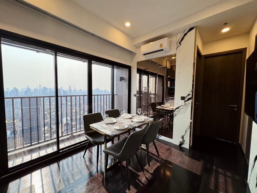 ให้เช่าคอนโดสุขุมวิท อโศก ทองหล่อ : 🔥 2 bedrooms for rent 🔥