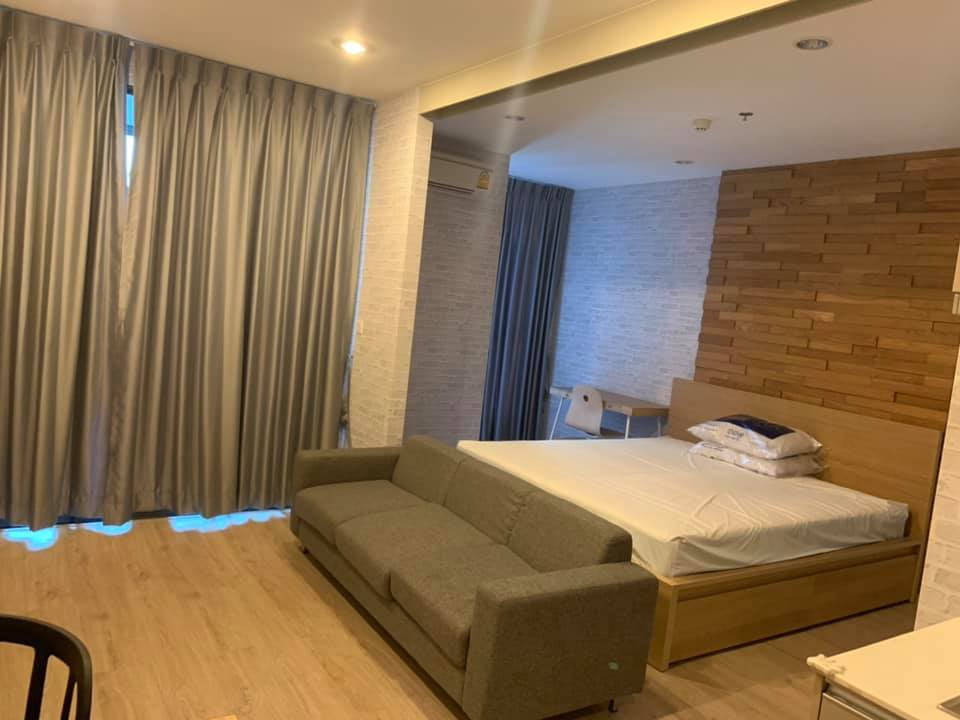 ขายคอนโดสยาม จุฬา สามย่าน : Ideo Q Chula Samyan【𝐒𝐄𝐋𝐋 & 𝐑𝐄𝐍𝐓】🔥ห้องสไตล์Loft เฟอร์นิเจอร์ครบ ชั้นสูง วิวสวย เดินทางสะดวก ใกล้MRTสามย่าน 🔥 ติดต่อไลน์ไอดี: @hacondo