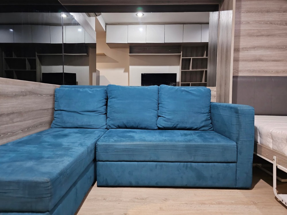 ให้เช่าคอนโดสยาม จุฬา สามย่าน : Ideo Q Chula Samyan【𝐑𝐄𝐍𝐓】🔥ห้องสไตล์โมเดิร์น วิวสระว่ายน้ำ แต่งครบ ใกล้จุฬา, เดินทางสะดวกใกล้MRTสามย่าน 🔥 ติดต่อไลน์ไอดี: @hacondo