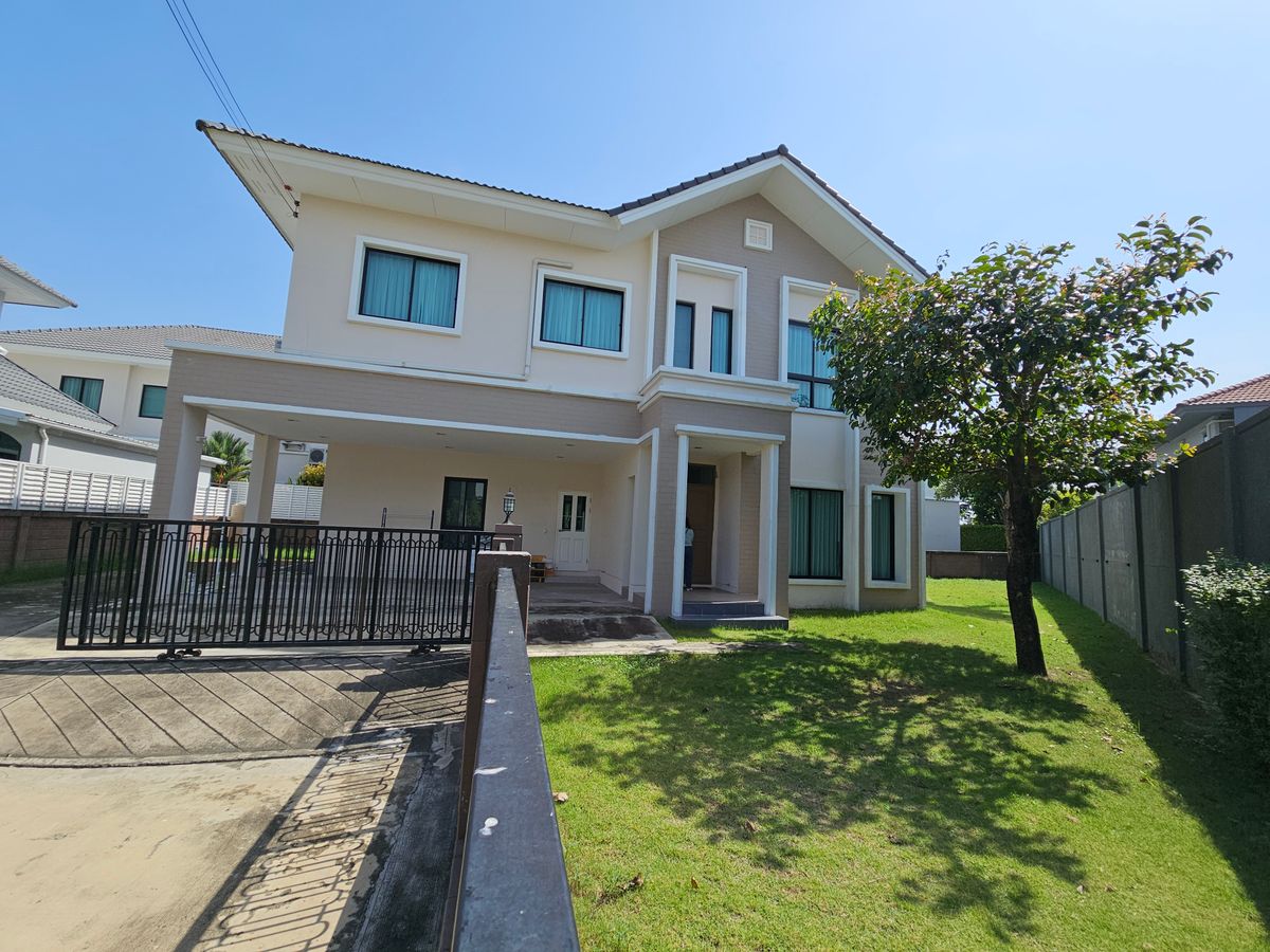 For SaleHouseNawamin, Ramindra : Detached house for sale, Laddarom Wongwaen - Ramintra, 113.2 sq m, inner corner house with additional space and privacy. Near Chatuchot Expressway Near the MRT Pink line- Khubon Station selling for only 11.9 MB