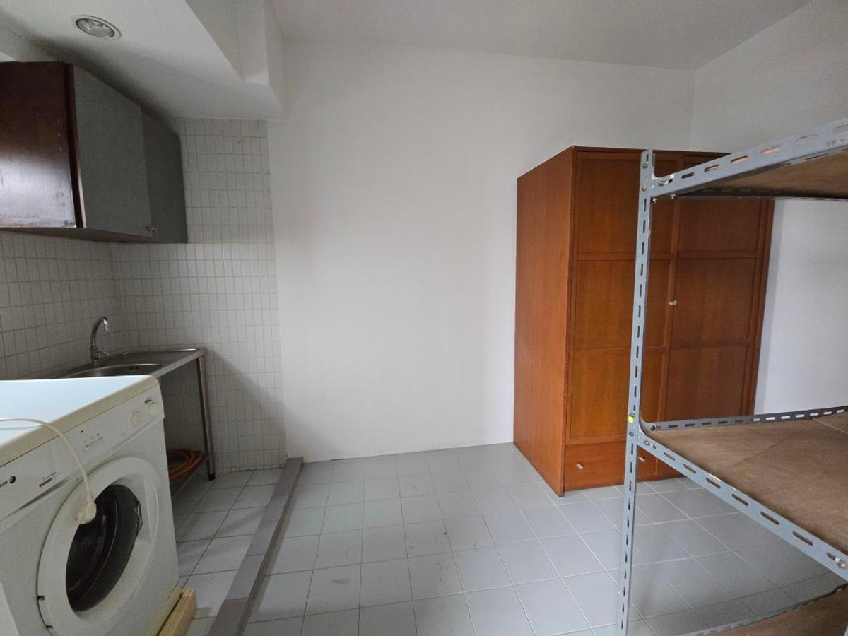 For RentAri,Anusaowaree : Low-rise apartment, area 200 sq m., 3 bedrooms, loft room 10-15min walk from BTS Ari