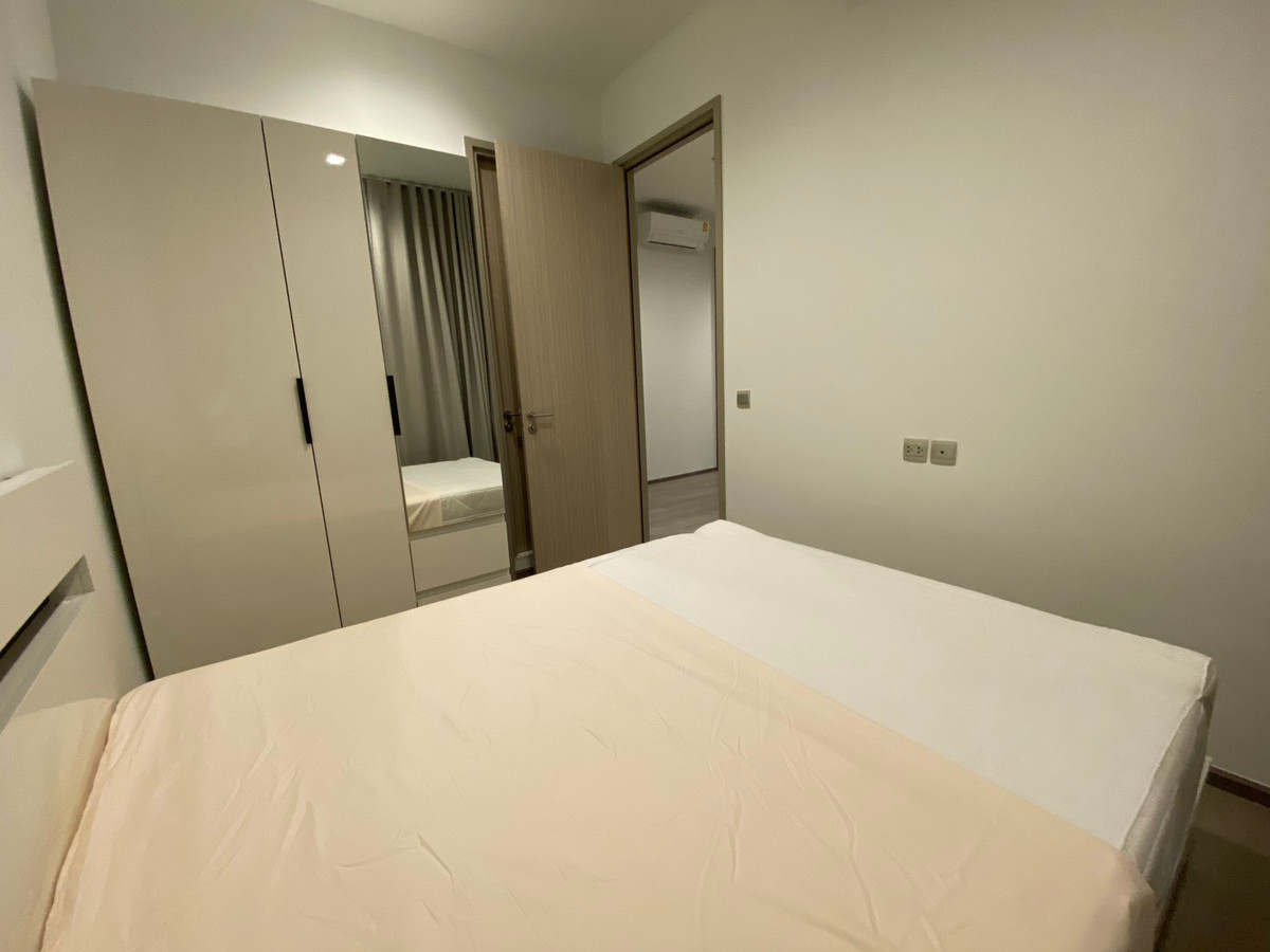 Rent The Address Siam-Ratchathewi, a luxury condo in the heart of the city! Only 150 meters to BTS Ratchathewi! Loading...