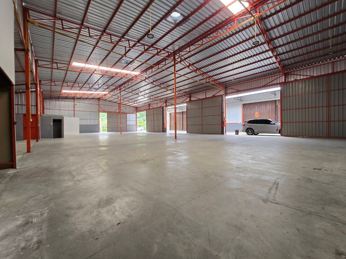 ให้เช่าโกดังพระราม 5 ราชพฤกษ์ บางกรวย : โกดังให้เช่า 650 ตรม. พร้อมออฟฟิศ ใกล้ถนนนครอินทร์-กาญจนาภิเษก บางกรวย นนทบุรี