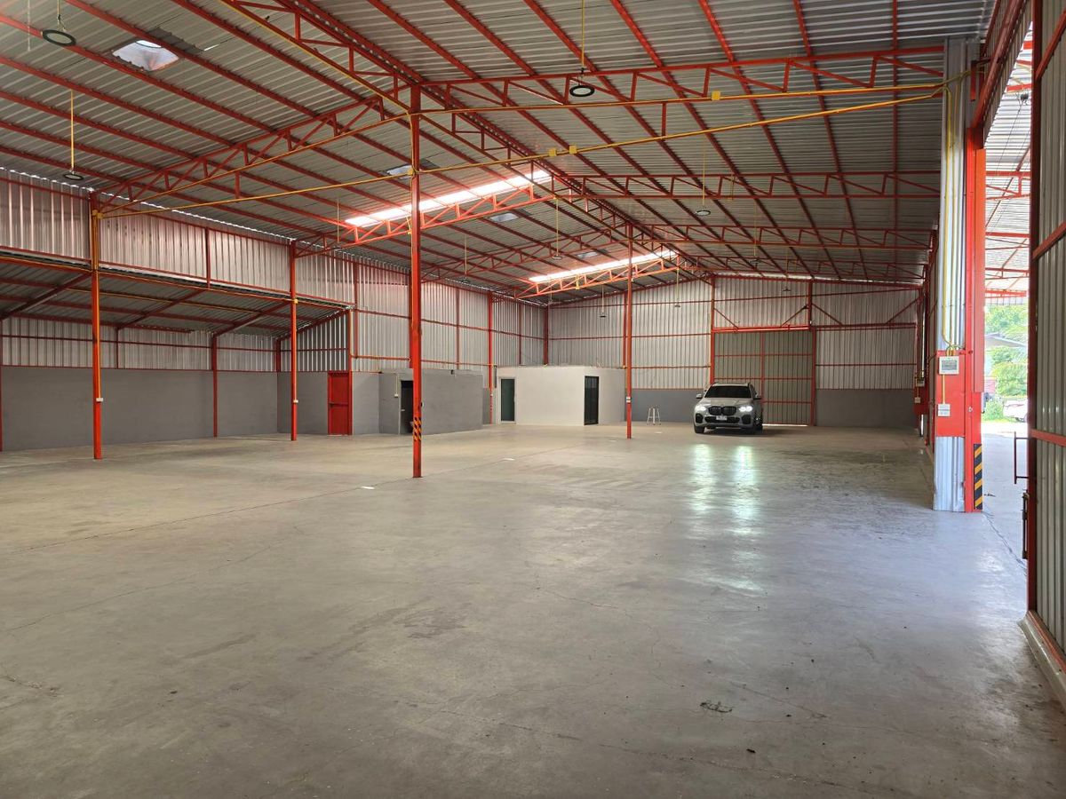 ให้เช่าโกดังพระราม 5 ราชพฤกษ์ บางกรวย : โกดังให้เช่า 650 ตรม. พร้อมออฟฟิศ ใกล้ถนนนครอินทร์-กาญจนาภิเษก บางกรวย นนทบุรี