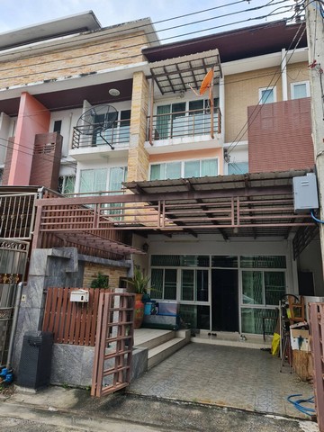ขายทาวน์โฮมลาดพร้าว101 แฮปปี้แลนด์ : ขายทาวน์โฮม 3 ชั้น บ้านบดินทร์ เอ็กซ์คลูซีฟ ซอยลาดพร้าว 112 ต่อเติมพร้อมอยู่ ใกล้โรงเรียนบดินทร์เดชา