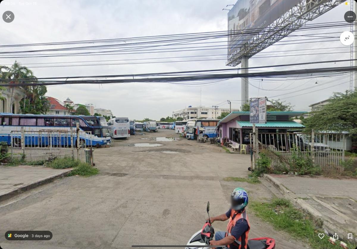 For SaleLandBangna, Bearing, Lasalle : Land for sale on Bangna Road, outbound, Km. 7, near Lakeside Villa 2 Village.