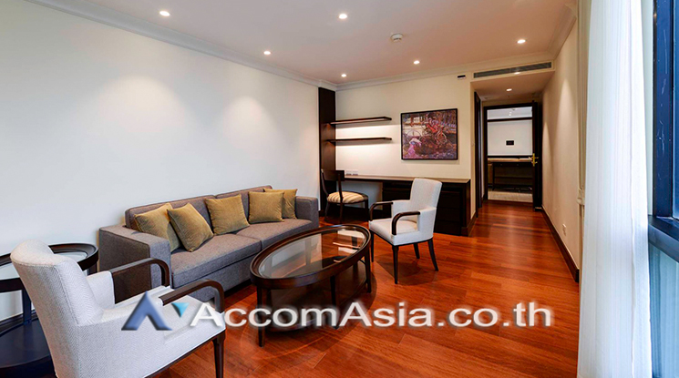 ให้เช่าคอนโดวิทยุ ชิดลม หลังสวน : 🔼AccomA🔽 3 Bedrooms Condominium for Rent in Ploenchit BTS Chitlom at Somkid Gardens