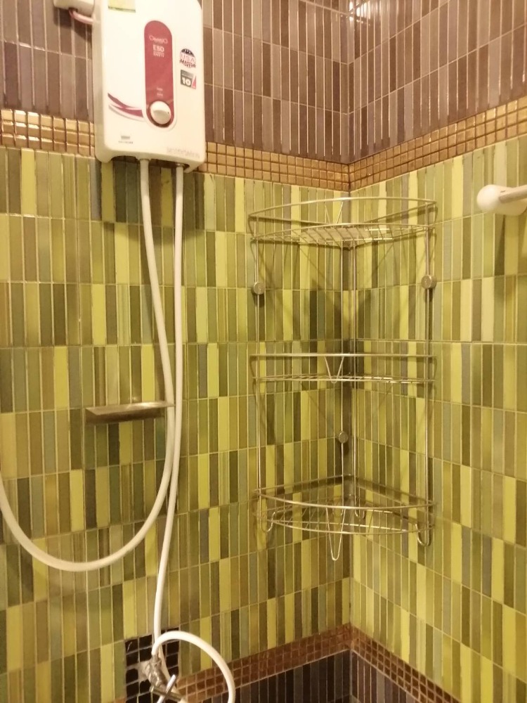 ขายอาคารพาณิชย์แจ้งวัฒนะ เมืองทอง : อาคารพาณิชย์ 3 ชั้น ต.บ้านใหม่ อ.ปากเกร็ด ทำเลค้าขาย ราคาต่ำกว่าทุน