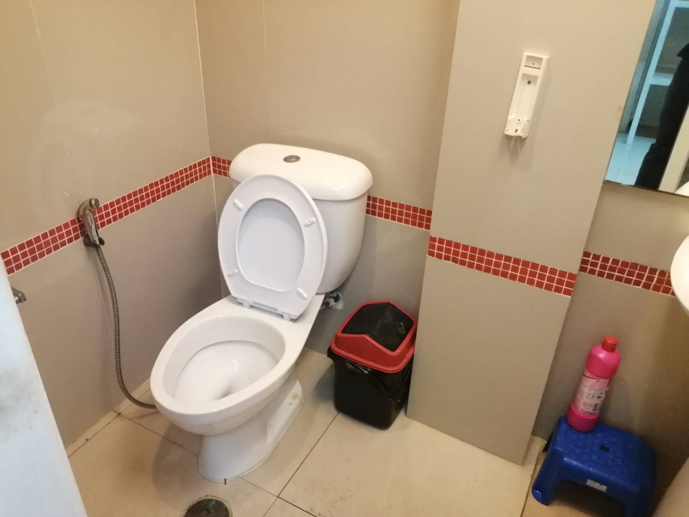 ขายอาคารพาณิชย์แจ้งวัฒนะ เมืองทอง : อาคารพาณิชย์ 3 ชั้น ต.บ้านใหม่ อ.ปากเกร็ด ทำเลค้าขาย ราคาต่ำกว่าทุน