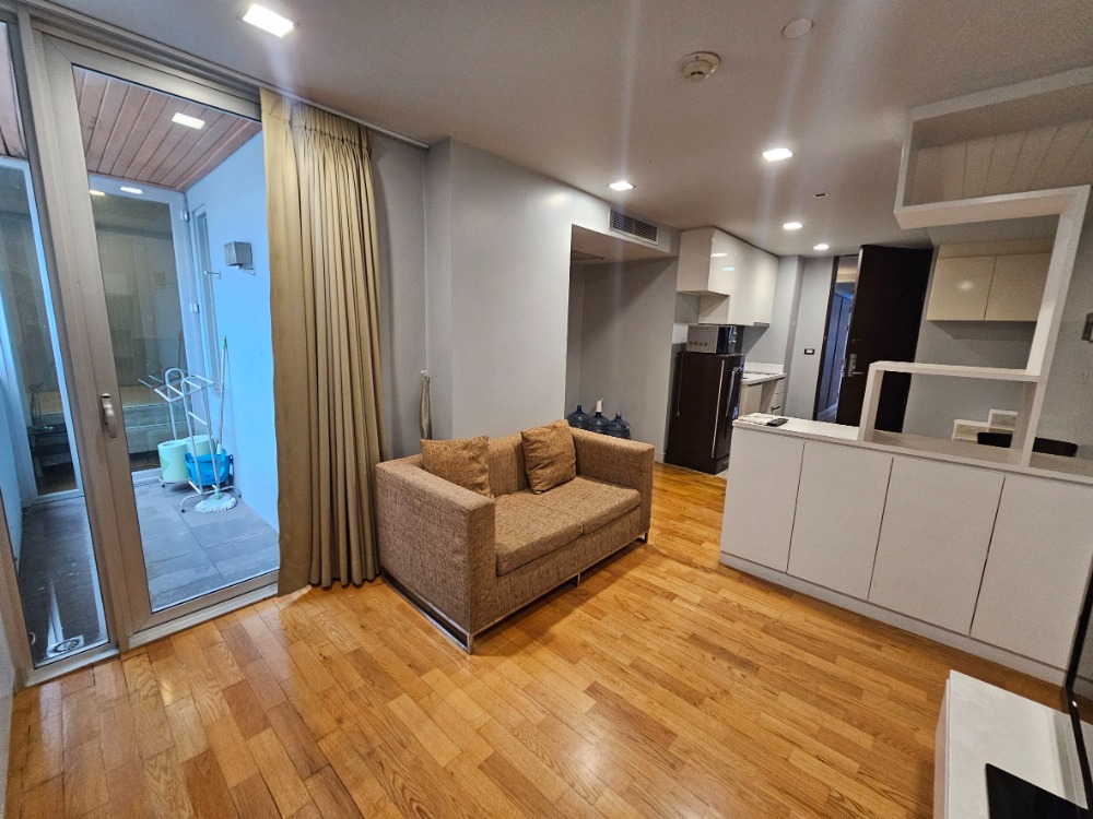 (for rent) Quad Silom ใกล้รถไฟฟ้า BTS ช่องนนทรี Loading...