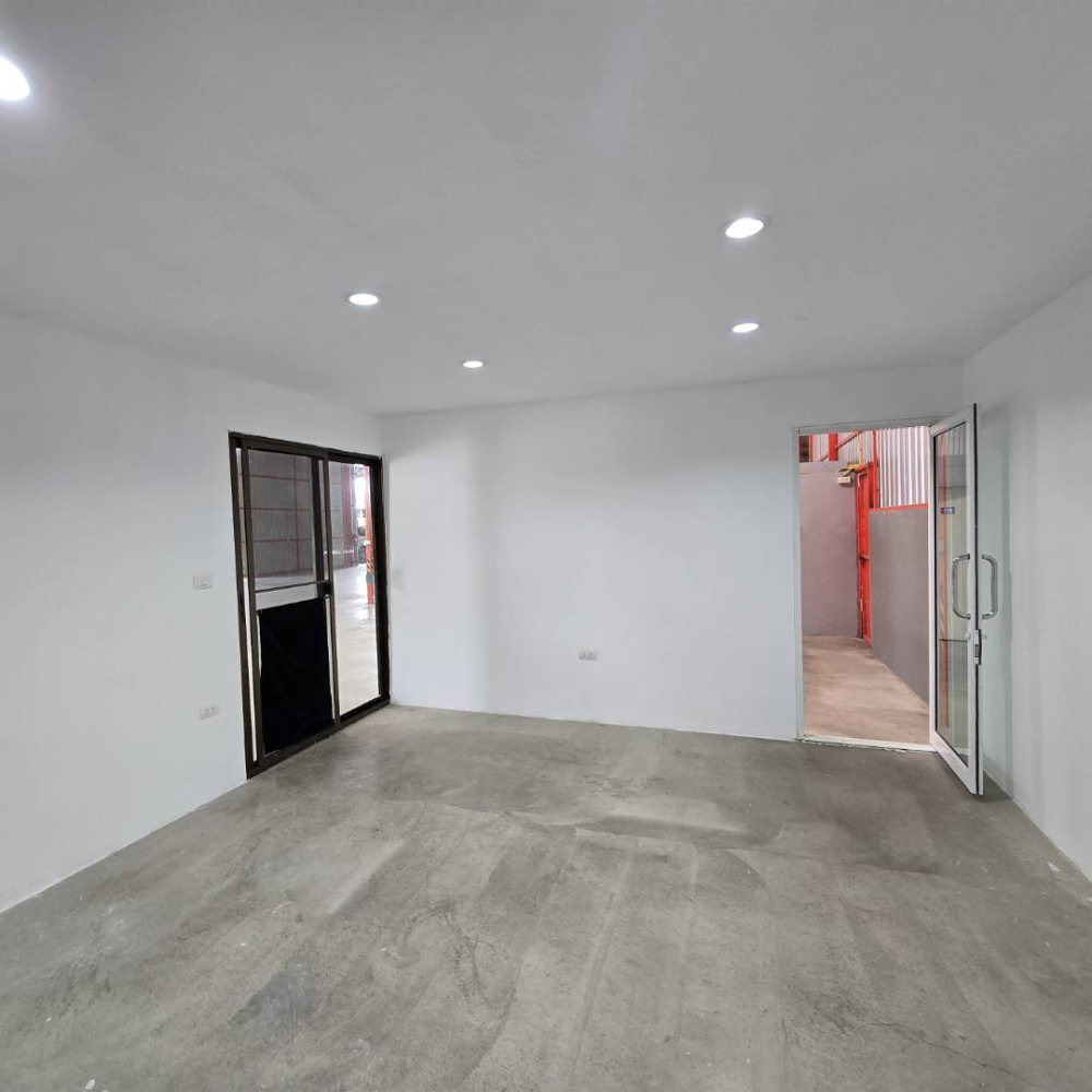 ให้เช่าโกดังพระราม 5 ราชพฤกษ์ บางกรวย : โกดังให้เช่า 650 ตรม. พร้อมออฟฟิศ ใกล้ถนนนครอินทร์-กาญจนาภิเษก บางกรวย นนทบุรี