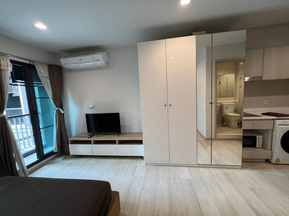 ให้เช่าคอนโดวิทยุ ชิดลม หลังสวน : ให้เช่า คอนโด Life One Wireless  ติดถนนวิทยุ ใกล้ BTS เพลินจิต & Central Embassy