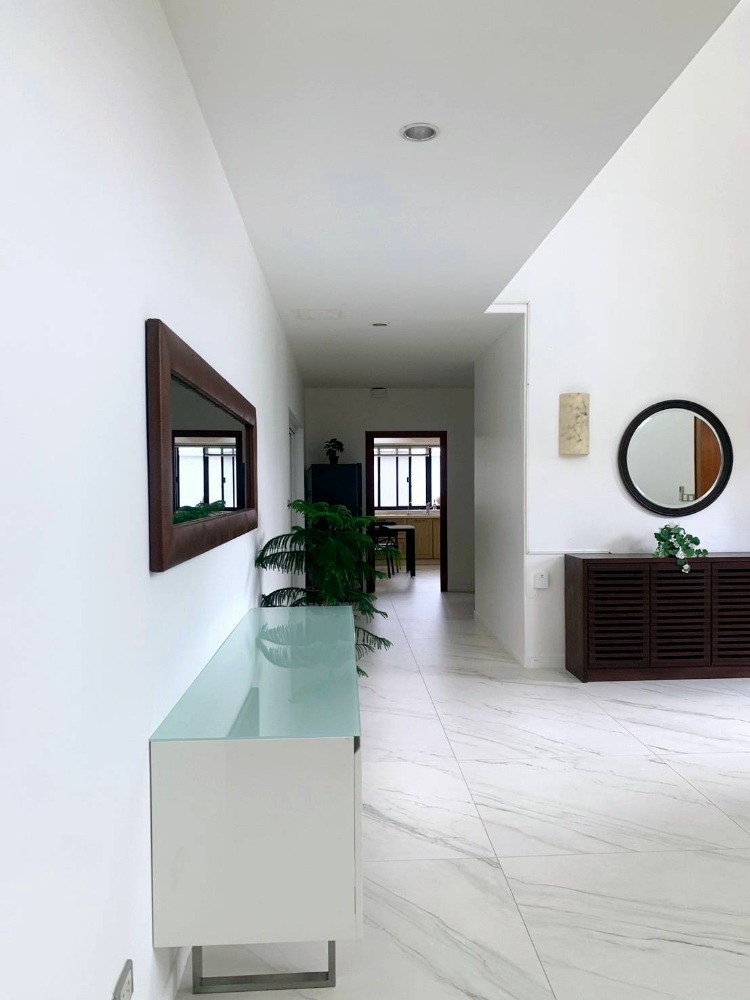 ให้เช่าบ้านสุขุมวิท อโศก ทองหล่อ : Luxury 5bedroom house for rent