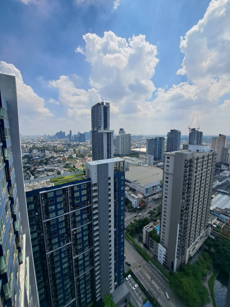 For RentCondoOnnut, Udomsuk : Beautiful room, high floor, for rent, 1 bedroom, 1 bathroom, The Base Sukhumvit 77