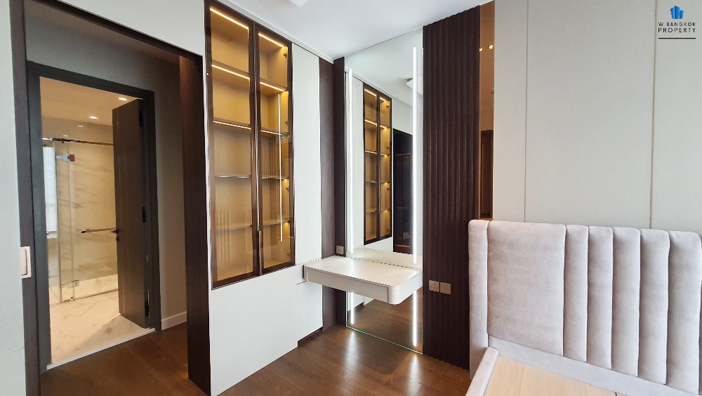 For SaleCondoSathorn, Narathiwat : Hi-end Condo for sale, Supalai Icon Sathorn, 3-Bed, 3-Bath, 115 sq m., Fully-Decorated, swimming pool view, very beautiful, in the heart of Sathorn