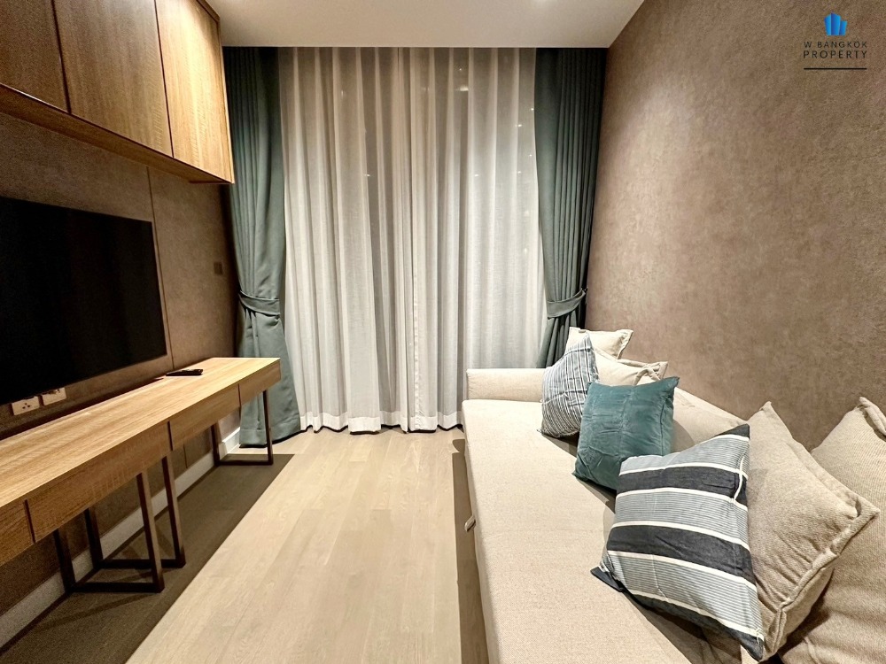 For SaleCondoSathorn, Narathiwat : Hi-end Condo for sale, Supalai Icon Sathorn, 3-Bed, 3-Bath, 115 sq m., Fully-Decorated, swimming pool view, very beautiful, in the heart of Sathorn