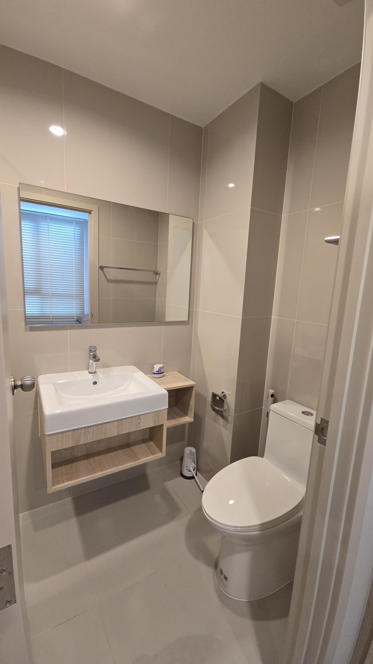 For RentCondoPattanakan, Srinakarin : Beautiful room, high floor, for rent, 1 bedroom, 1 bathroom, New Noble Srinakarin Lasalle