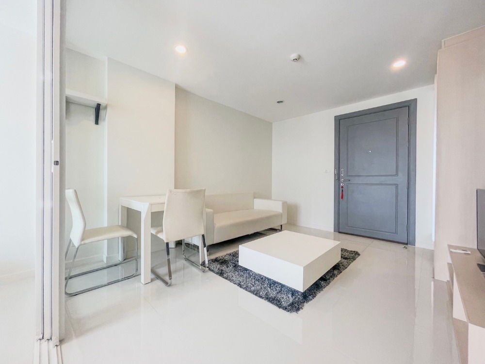 ขายคอนโดพัฒนาการ ศรีนครินทร์ : S-ELMS111 ขาย คอนโด อิลีเม้นท์ ศรีนครินทร์ ชั้น7 ตึก6 วิวเมือง 37ตรม. 1นอน 1น้ำ 2.19 ล้าน 064-959-8900