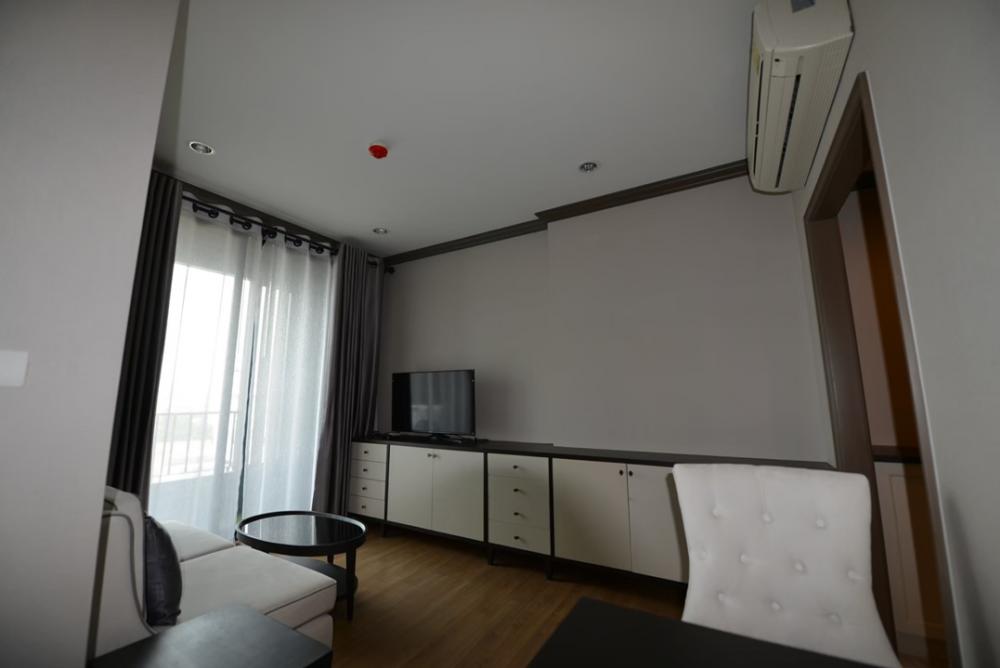 For RentCondoSiam Paragon ,Chulalongkorn,Samyan : The Reserve Kasemsan 3【𝐒𝐄𝐋𝐋 & 𝐑𝐄𝐍𝐓】🔥 Luxurious condo, beautifully decorated in a vintage style, but with a cool and elegant touch. Fully furnished.🔥 Contact Line ID: @hacondo