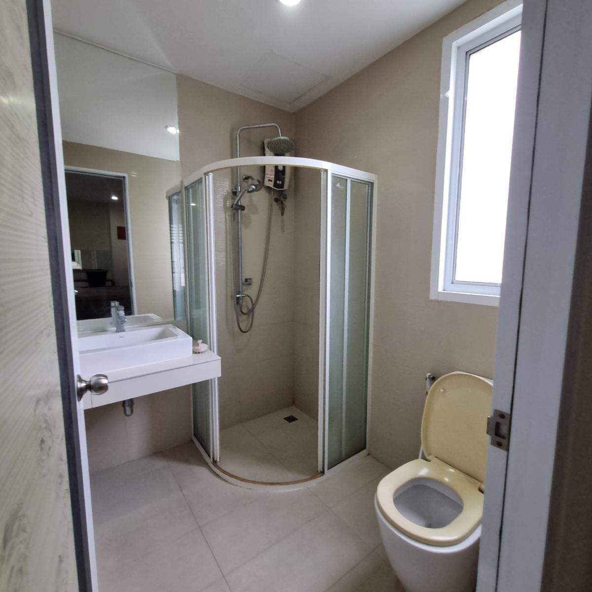 ให้เช่าคอนโดลาดพร้าว101 แฮปปี้แลนด์ : ให้เช่าแฮปปี้คอนโด ลาดพร้าว101 2 นอน 2น้ำ โทร0928242499 line id paolin1