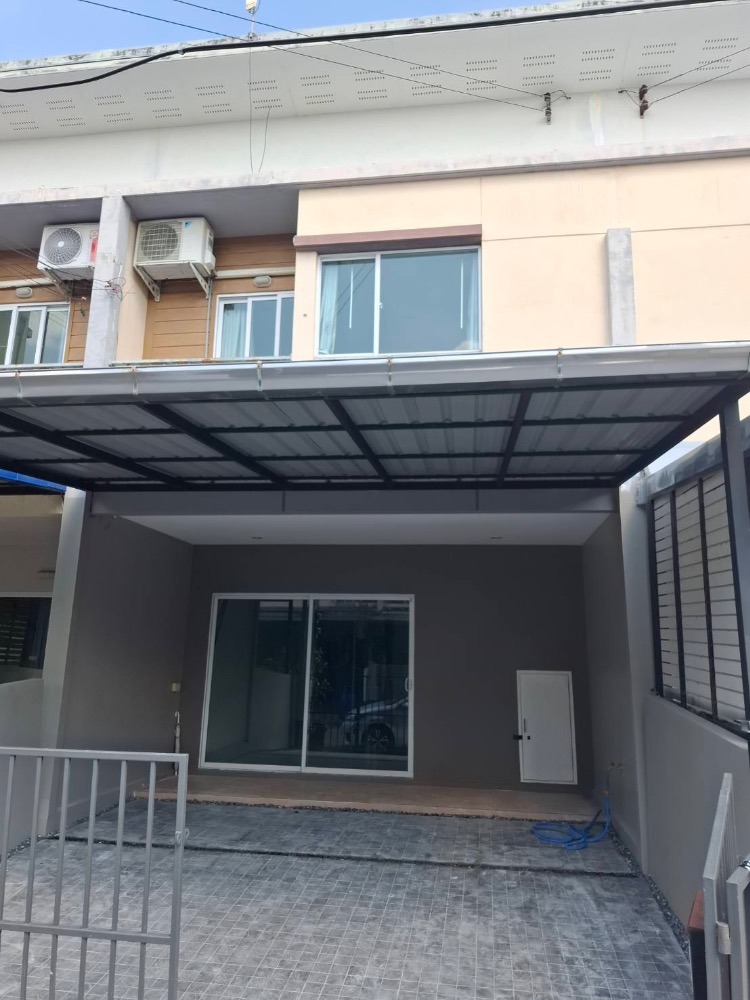 For RentTownhomePattanakan, Srinakarin : P-1239 Urgently for rent, Townhome, Villette Light Village, Phatthanakan 38, ready to move in