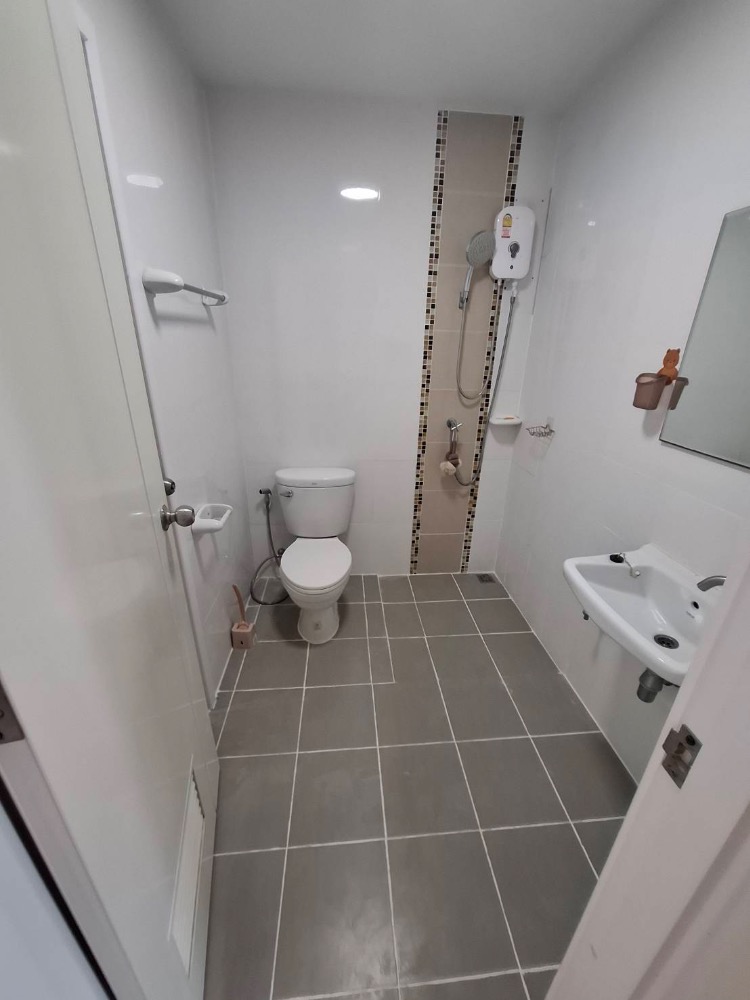 For RentTownhomePattanakan, Srinakarin : P-1239 Urgently for rent, Townhome, Villette Light Village, Phatthanakan 38, ready to move in