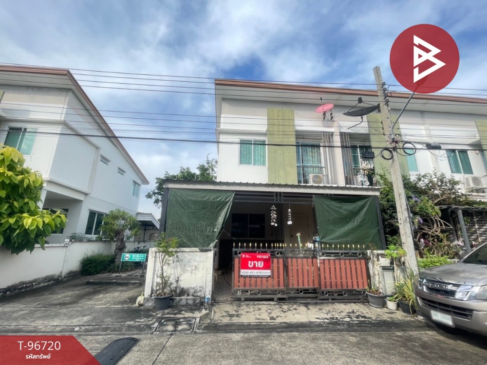 For SaleTownhomeOnnut, Udomsuk : For sale/rent: corner townhouse, Nirvana Cover On-nut Village, ready to move in