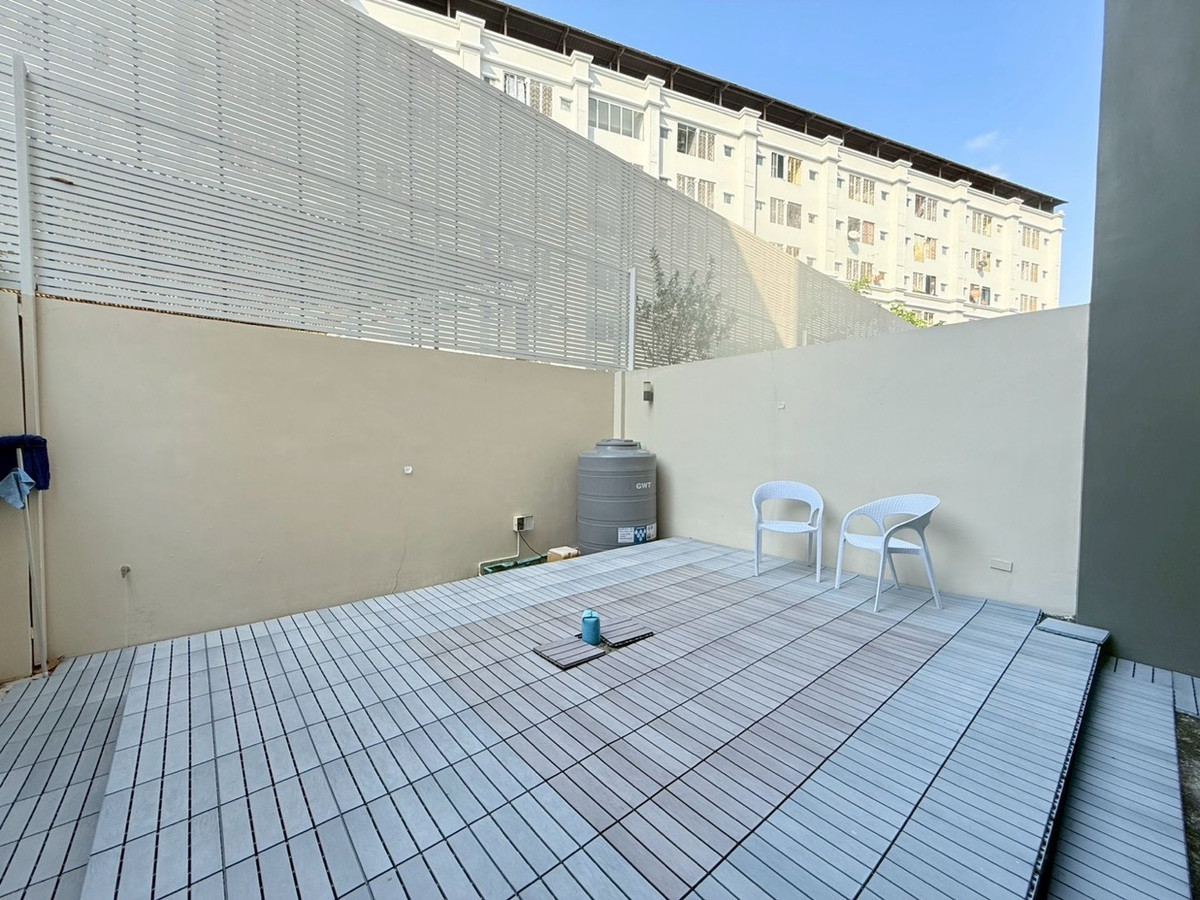 For SaleTownhomeLadprao101, Happy Land, The Mall Bang Kapi : 🔥 Loss Sale – Only 15.79 MB, Luxury  Townhouse with Private elevator - THER LADPRAO 93