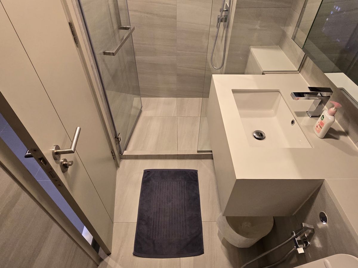 For RentCondoSiam Paragon ,Chulalongkorn,Samyan : Park Origin Chula Samyan【𝐑𝐄𝐍𝐓】🔥 1L bedroom, minimalist style, 2 floors, size 34 sq m.🔥 Contact Line ID: @hacondo